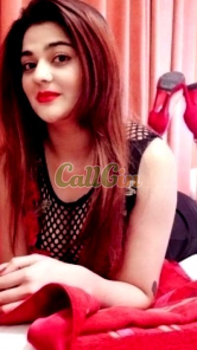 Pooja, call girl in Chanakyapuri