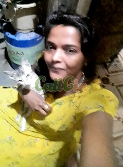 Dipali, escort in Hadapsar (Pune)