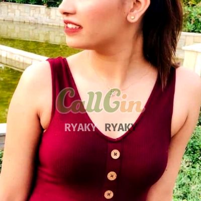 Simmi, escort in Noida