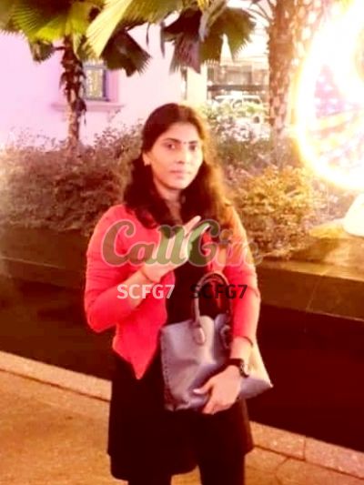 Usha, call girl in T. Nagar (Chennai)