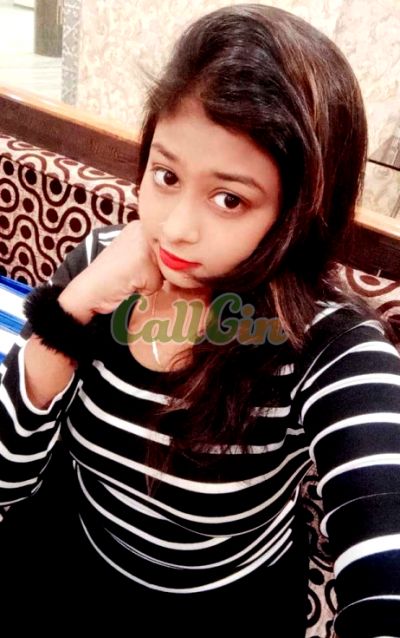 Komal Singh, escort in Pune