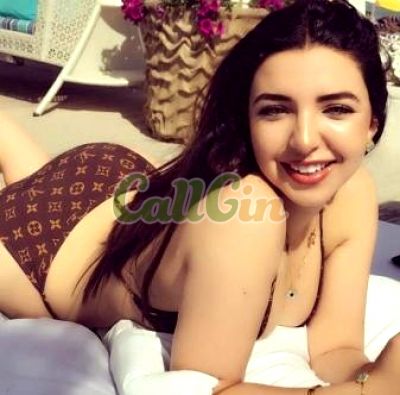 Aakash, call girl in Chhattarpur