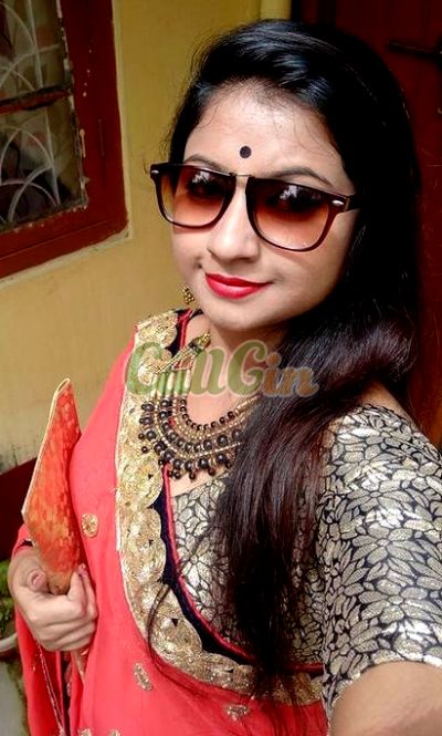 Liza, call girl in Ambattur
