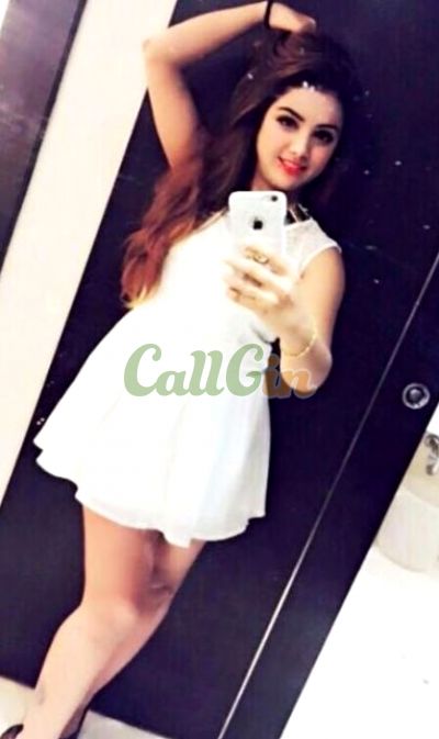 Neha Paal, escort in Pune