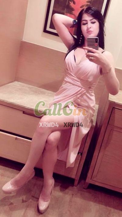 Shivani Sharma, call girl in MG Road (Bangalore)