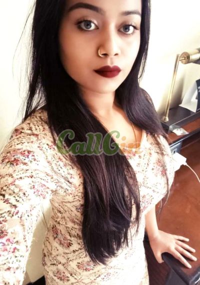 Simran Sharma, call girl in Kolkata