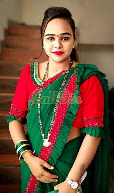 Komal, escort in Attapur (Hyderabad)