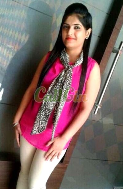 Riya, call girl in Mumbai