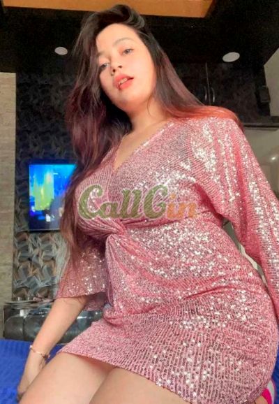 Priya Singh, call girl in Andheri (Mumbai)