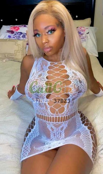 Taiba Banks, call girl in Green Park