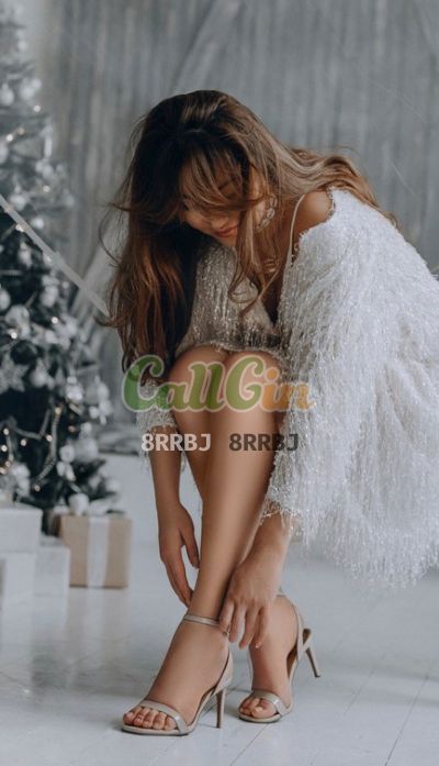Abi, call girl in Pune