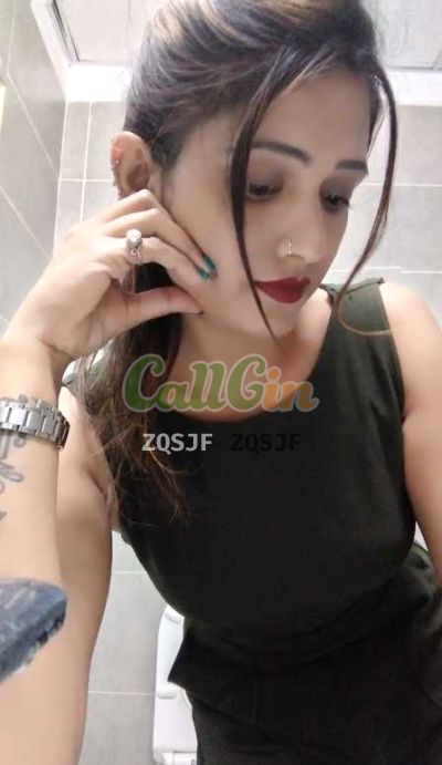 Pooja, call girl in Pune