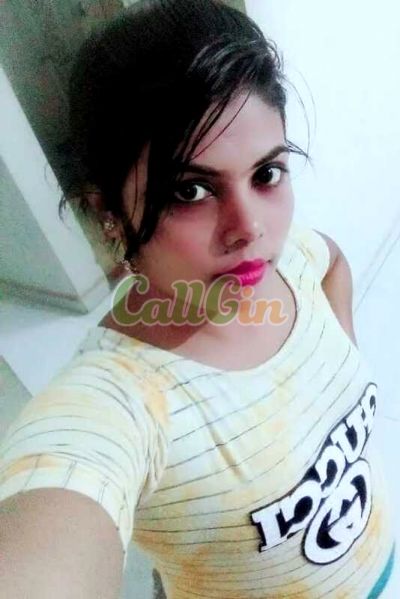 Komal, call girl in Andheri (Mumbai)
