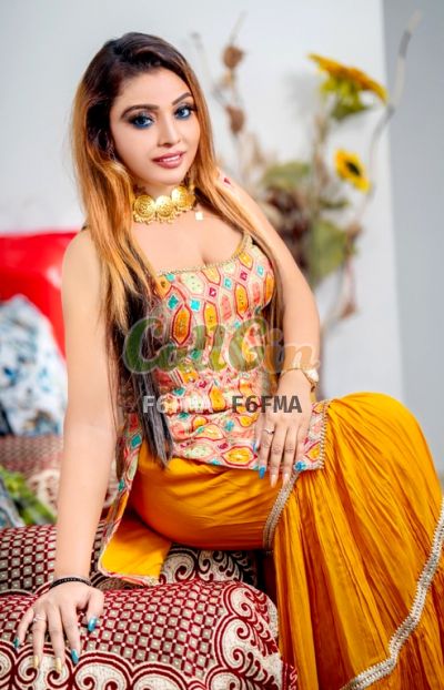 Heena Shah, call girl in Wakad (Pune)