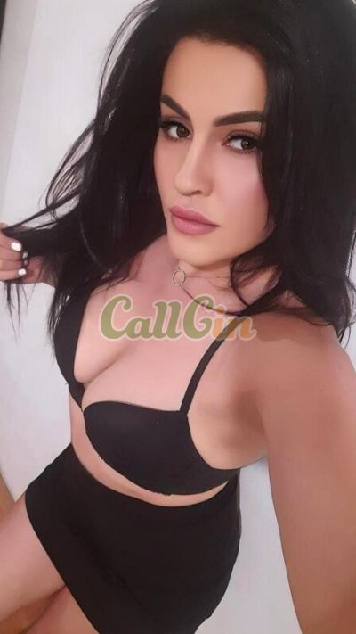 Kriti, call girl in Connaught Place