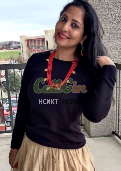 Bimla Devi, call girl in Banjara Hills (Hyderabad)