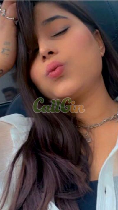 Sakshi, escort in Mumbai