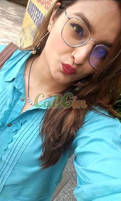Siya Singh, call girl in Andheri (Mumbai)