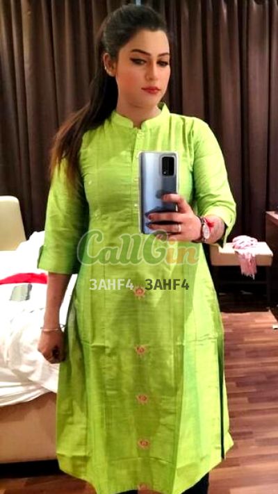 Kanika Kapoor 8409323003, call girl in Chennai