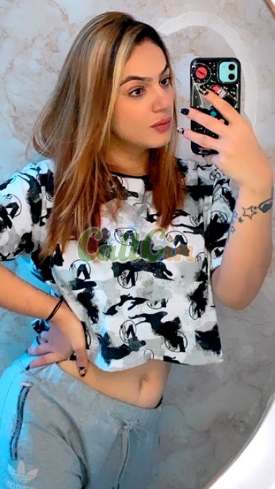 Harleen, call girl in MG Road (Bangalore)