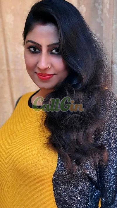 Arshiya, escort in Surat