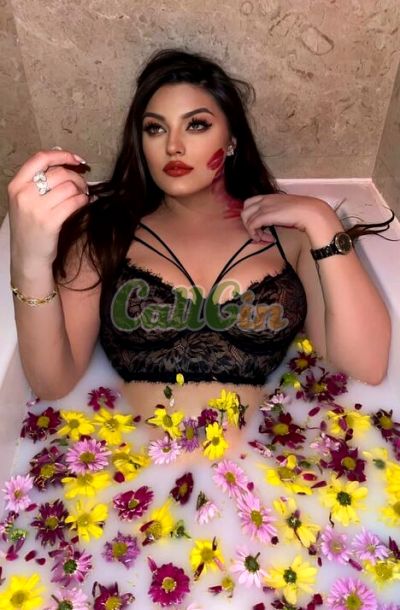 Niddhi, escort in Thousand Lights (Chennai)