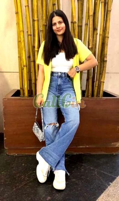Ranu Roy, call girl in Hadapsar (Pune)