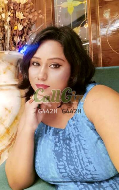 Poly Sen, call girl in Bidhannagar