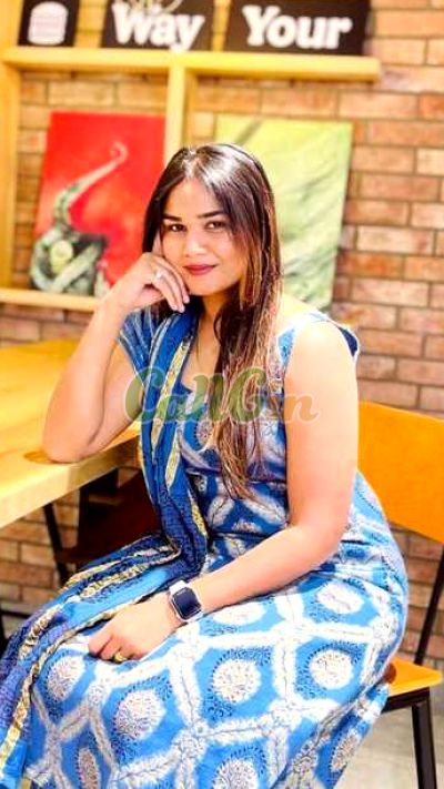 Divya Suthar, escort in Karol Bagh