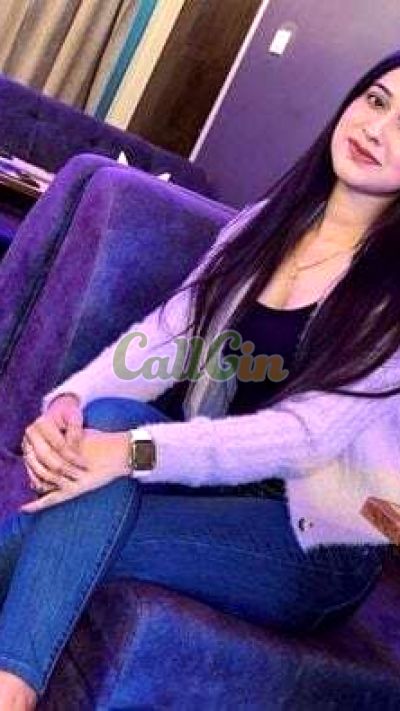 Roshani Sharma, escort in Ahmedabad