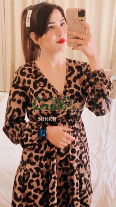 Komal, escort in New Town (Kolkata)