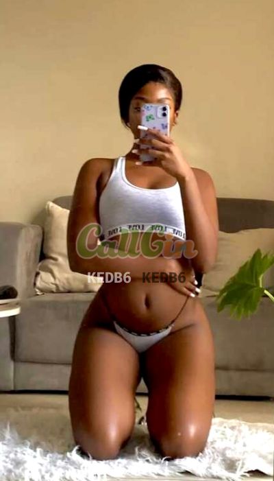 Lucia, escort in Hyderabad