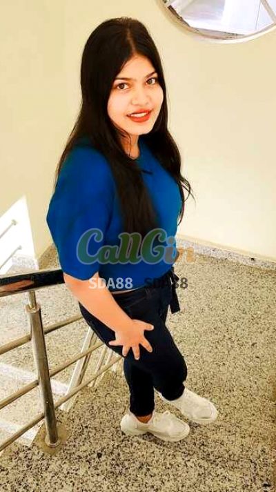 Riya, escort in Mumbai