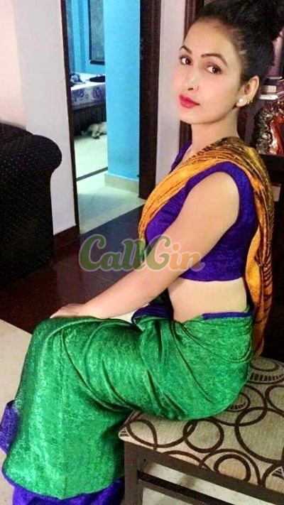 Divya 9217049732, call girl in Chanakyapuri