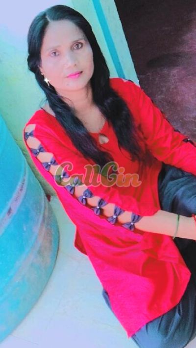 Seema, escort in Secunderabad