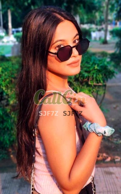 Nandita Reddy, call girl in MG Road (Bangalore)