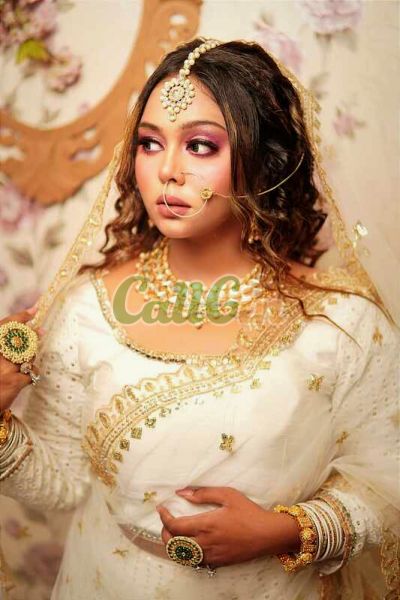 Nabanita Das, call girl in New Town (Kolkata)