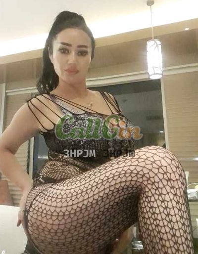 Priyanka, call girl in Hyderabad