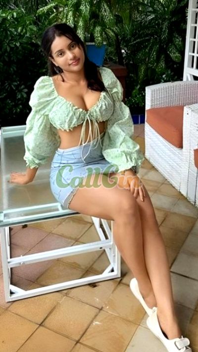 Riya Singh, call girl in Vashi (Navi Mumbai)