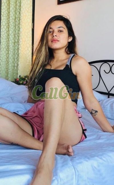 Komal Patel, call girl in Koregaon Park (Pune)