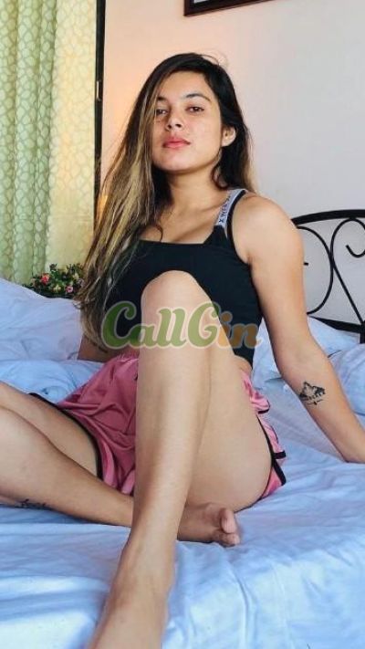 Komal Patel, call girl in Koregaon Park (Pune)