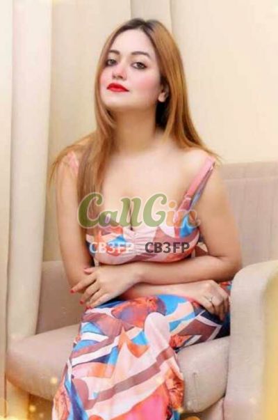 Manu, escort in Pune