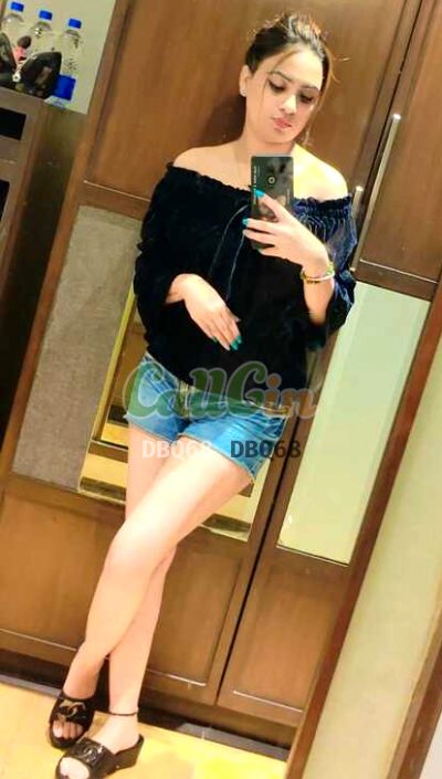 Navya Roy 8584983393, escort in Kolkata