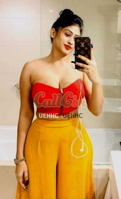 Henna Khan, escort in Thane