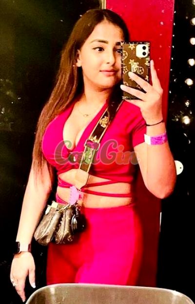 Salini, call girl in Mumbai