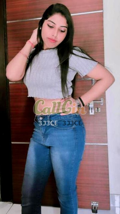 Kavya, escort in Dwarka