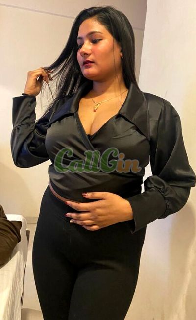 Naira, call girl in Koregaon Park (Pune)