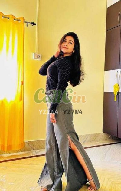 Moni Roy, escort in New Town (Kolkata)