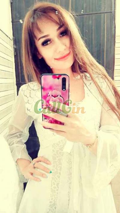 Sarita, escort in Safdarjung