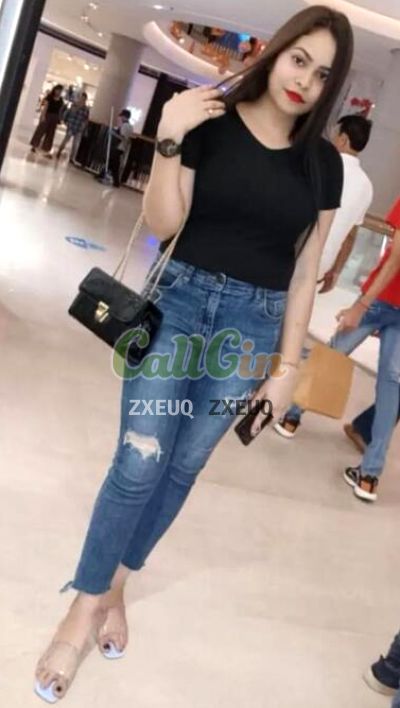 Kaavya Singh, call girl in Andheri (Mumbai)